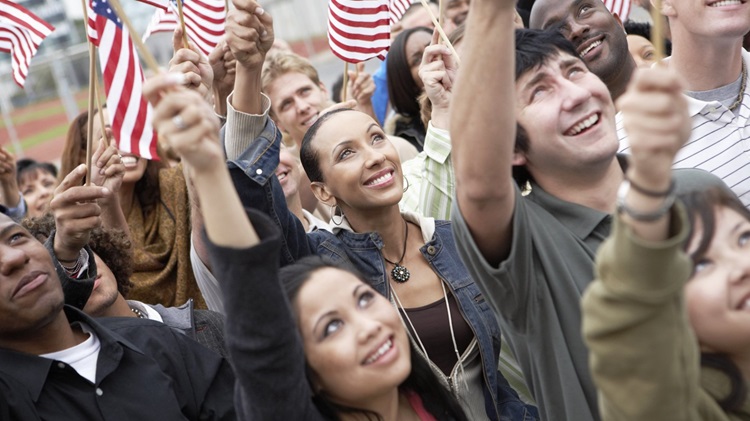 Voters at a rally